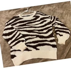 Zebra (animal) print women’s sweater. Size Small